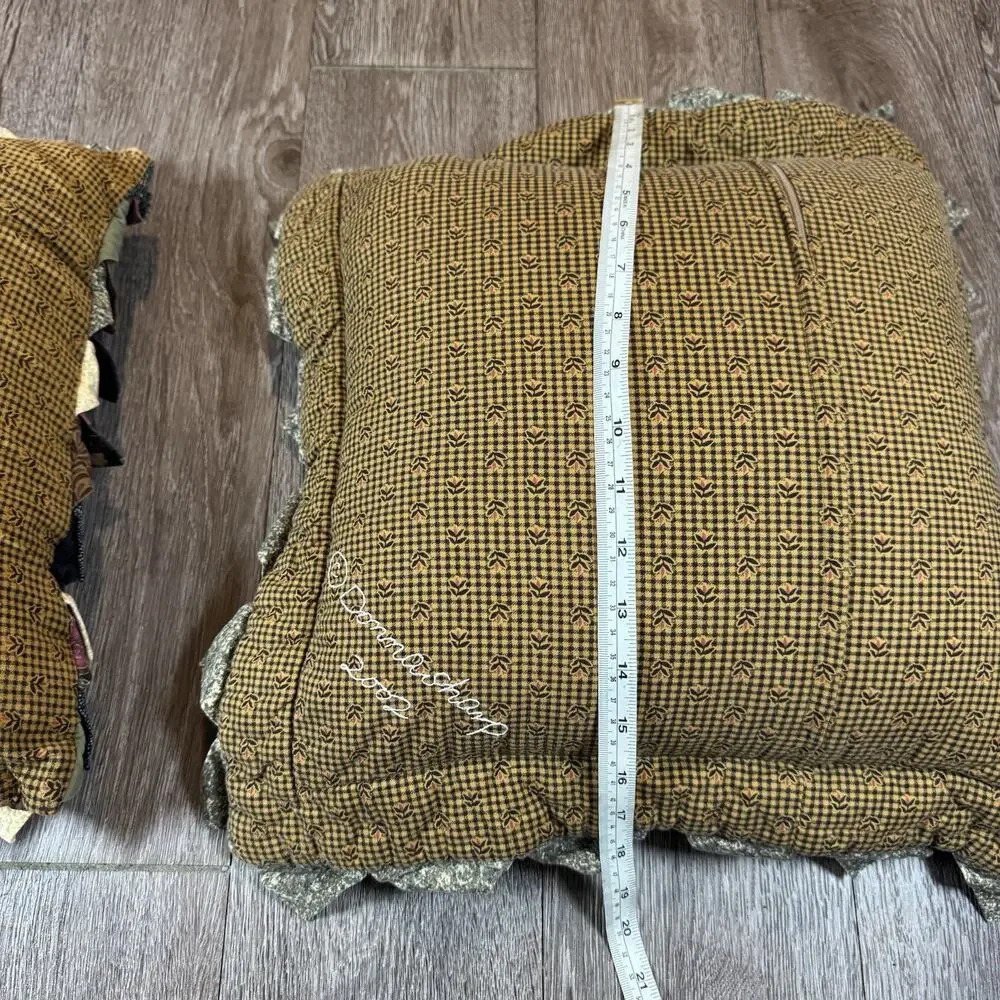 2x Donna Sharp 2002 Quilted Square Pillows 16